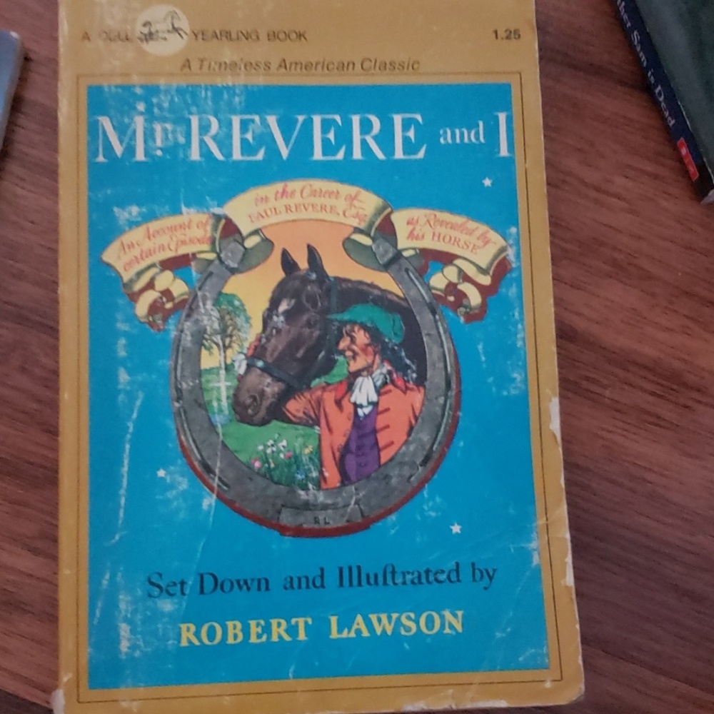 Books - Picture 5 of 8